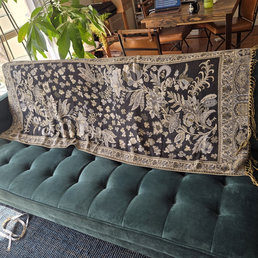 Reversible Black Gold Jacquard Pashmina Scarf Shawl Wrap Floral 66x27 - Picture 7 of 17